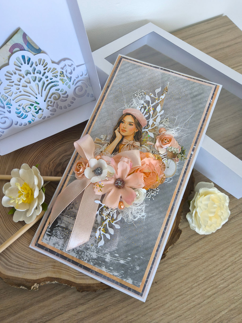 Coffret Carte Cadeau Anniversaire — Parisienne Saumon