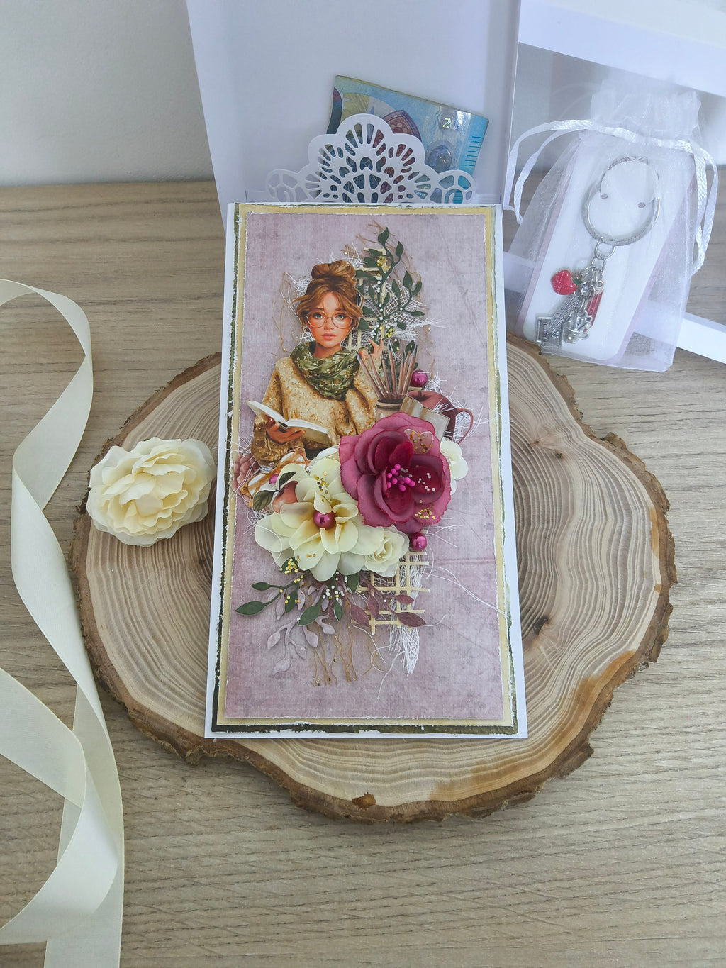 Coffret Carte Cadeau Maîtresse — Illustration Vintage Fleurie