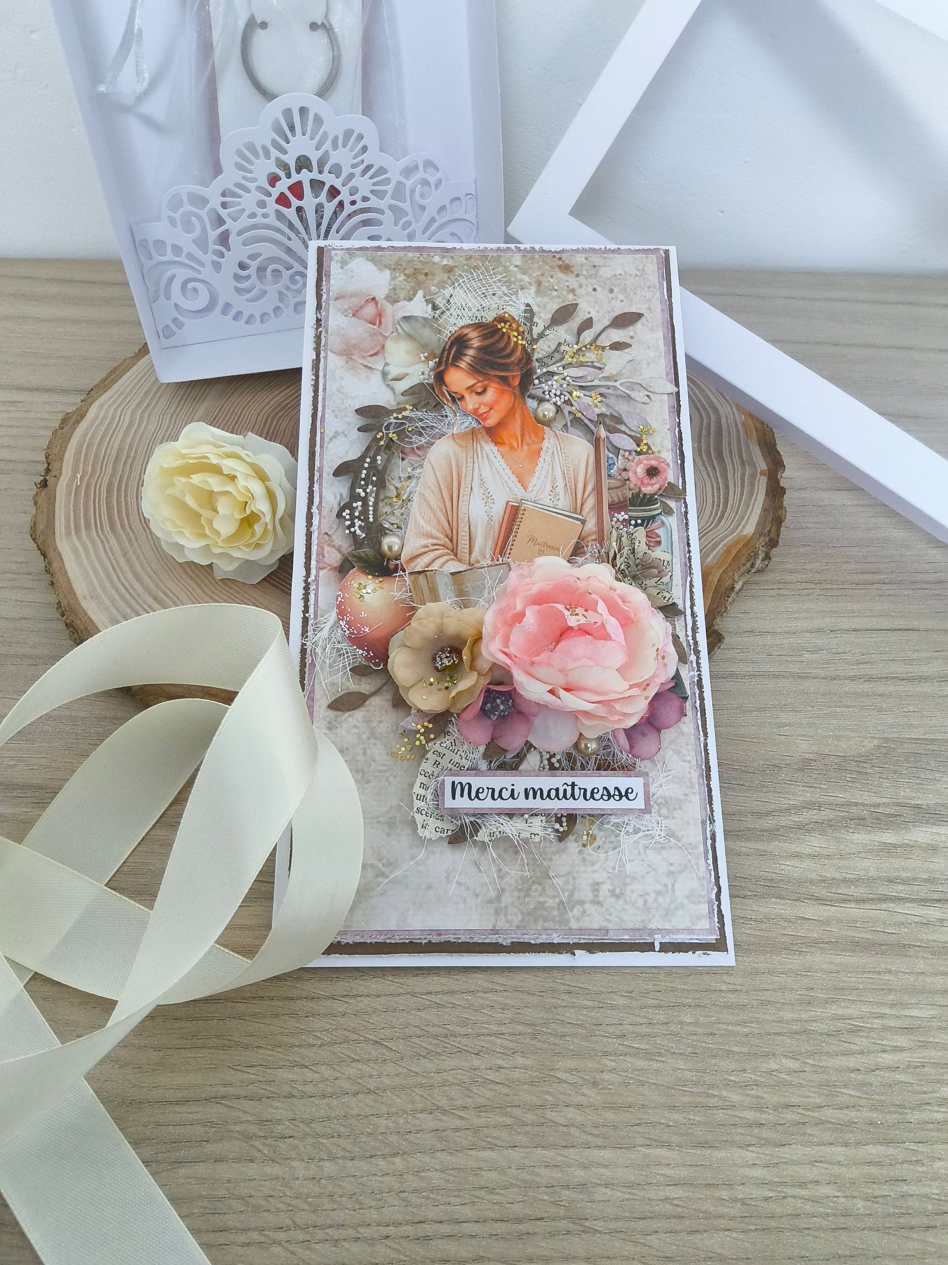 Coffret Carte Cadeau + Porte-Clés Maîtresse — Illustration Vintage Fleurie
