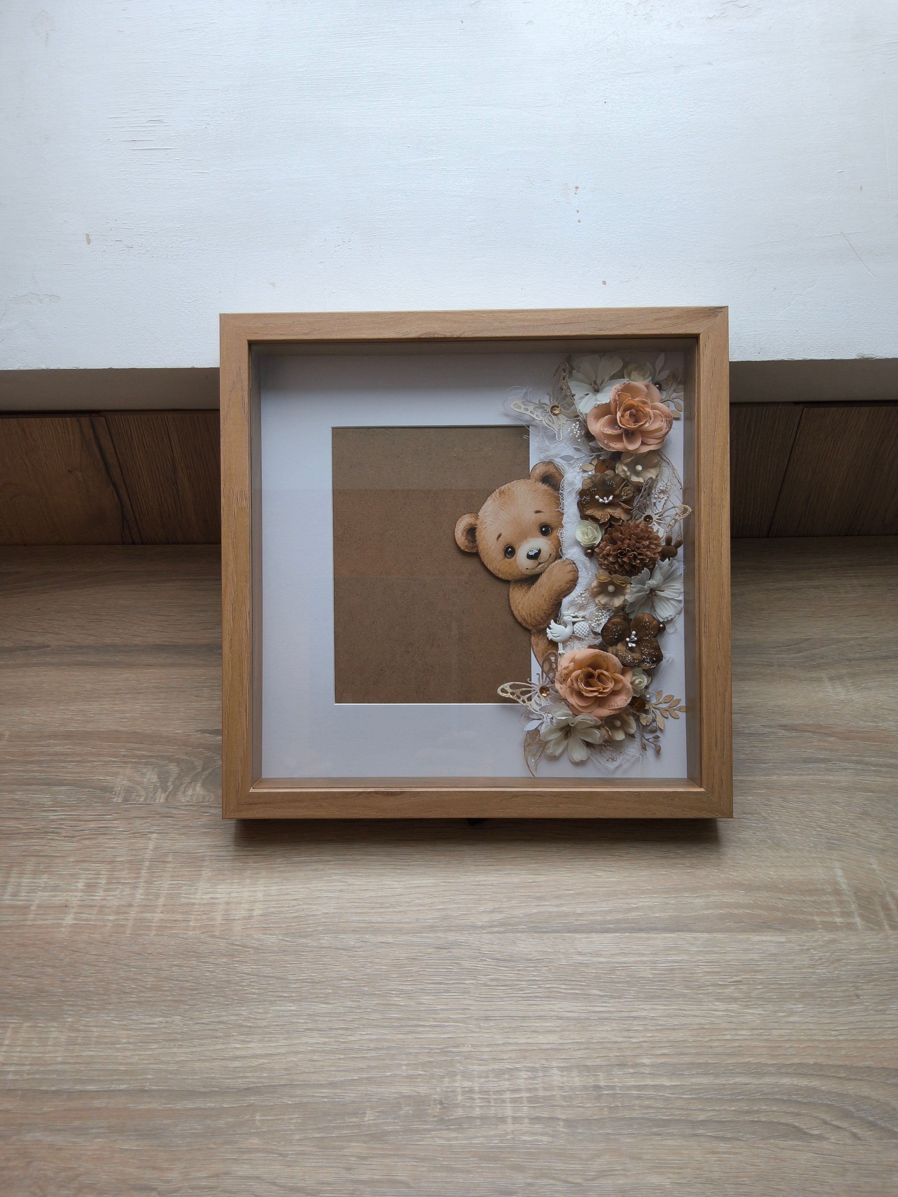 Cadre naissance Ourson Fleuri — Tons Caramel & Blanc